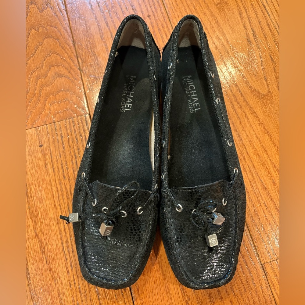 Michael Kors Black Lizard-Embossed Leather Moccasin Loafers – Women’s 7.5M